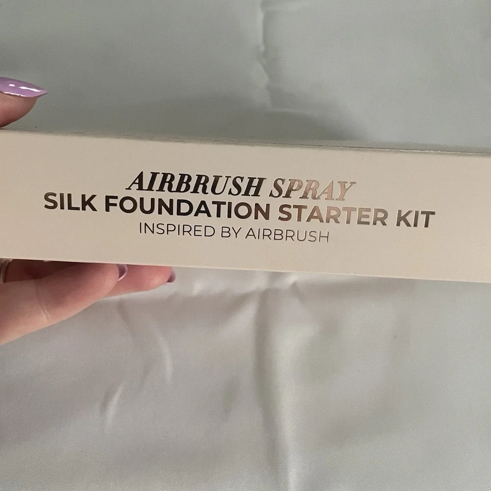 LUMINESS Silk Airbrush Spray Foundation Starter Kit With Brush Light Medium